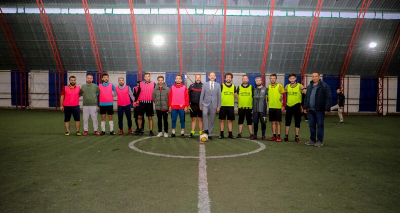 Gürpınar’da Kurumlar Arası Futbol Turnuvası Başladı