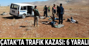 Van’ın Çatak ilçesinde minibüsün takla atması sonucu meydana gelen trafik