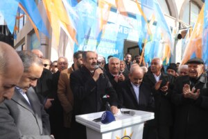 Gürpınar Belediye Başkanı ve AK Parti Belediye Başkan Adayı Hayrullah