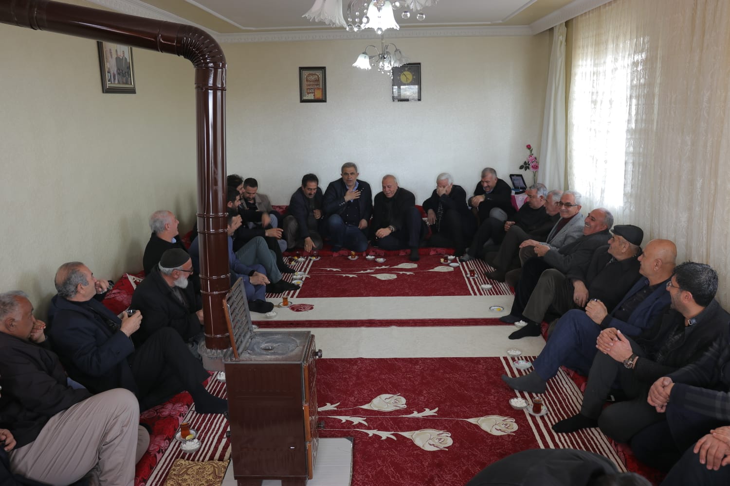AK Parti Tuşba Belediye Başkan Adayı Süleyman Oflas, yaklaşan yerel