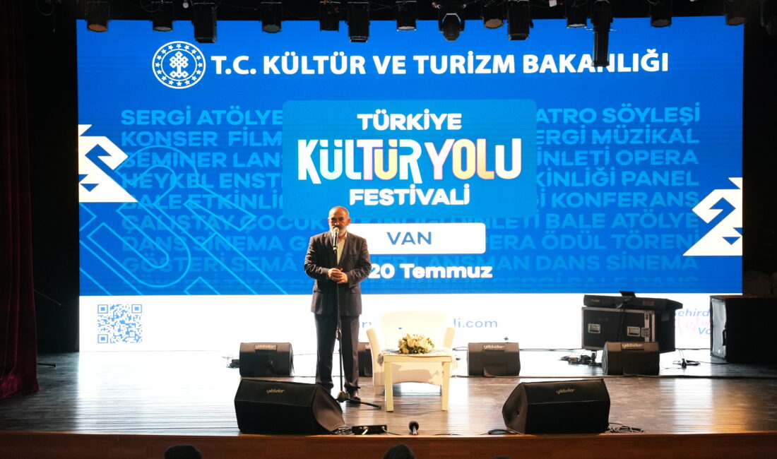 Türkiye Kültür Yolu Festivali coşkusu, Van’da ikinci kez yaşanıyor. Van