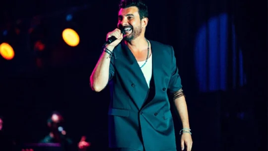 Şarkıcı Gökhan Tepe, Kültür ve Turizm Bakanlığı tarafından organize edilen